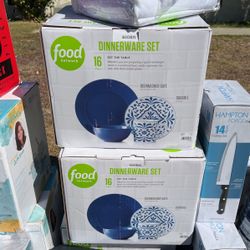 Dinnerware Set