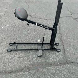 2 Squat Excercise Machines