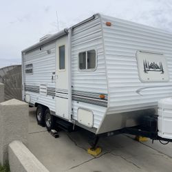 19ft Aljo Lite Trailer 2004