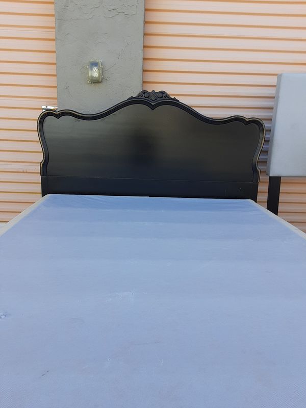 Bed frame for Sale in Delray Beach, FL - OfferUp