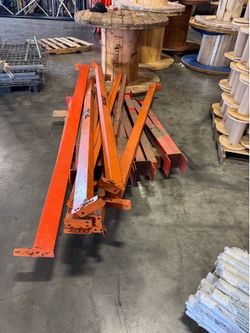 Warehouse shelving rack