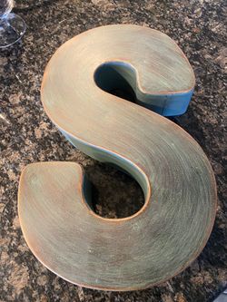 Green and bronze S
