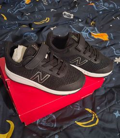 New Balance Kids Sneakers