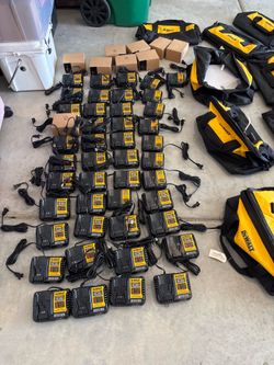 Brand New DEWALT DCB1104 Chargers & Tool Bags