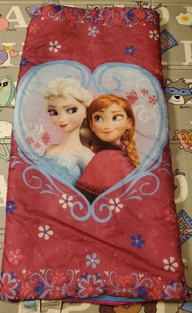 Disney's Frozen Sleeping Bag
