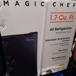 Magic Chef
1.7 cu. ft. Mini Fridge in Black