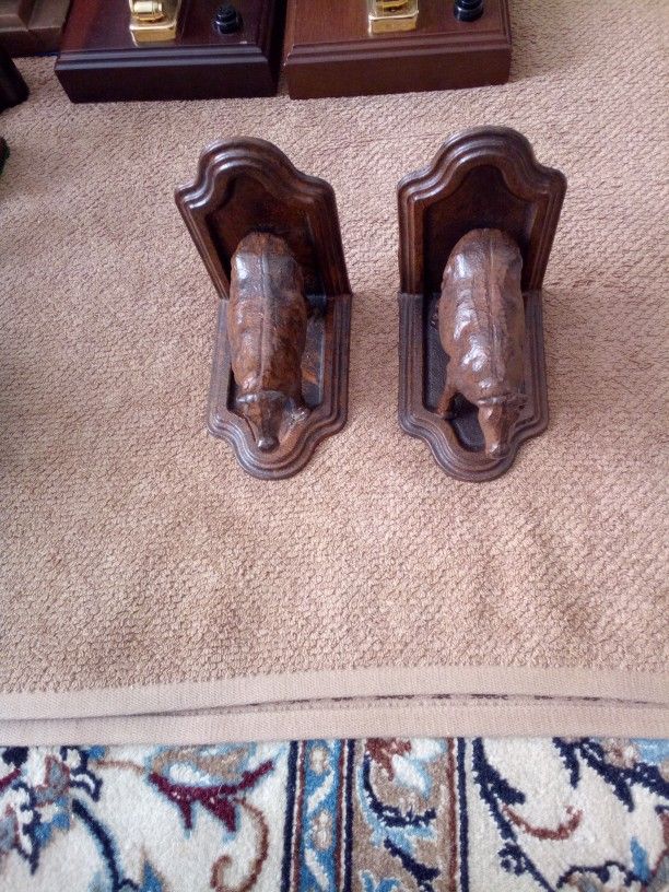 Vintage/Antique Cast Iron Cow Bookends