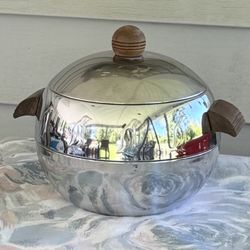 PENGUIN ICE BUCKET: Vintage, USA made, West Bend