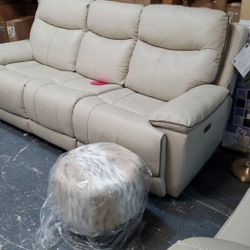 Sofa With Power Recliners 950.00