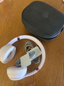 Beats Solo 4 color- cloud pink