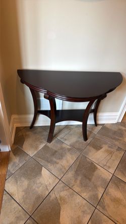 Decorative table