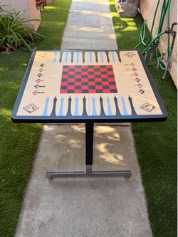 Adjustable game table 🔺Good condition 🔺