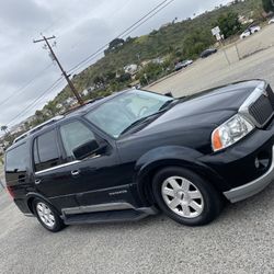 2005 Lincoln Navigator