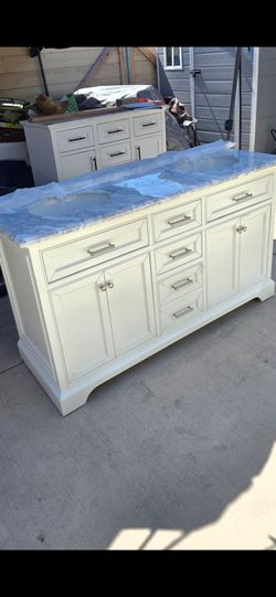 Double sink