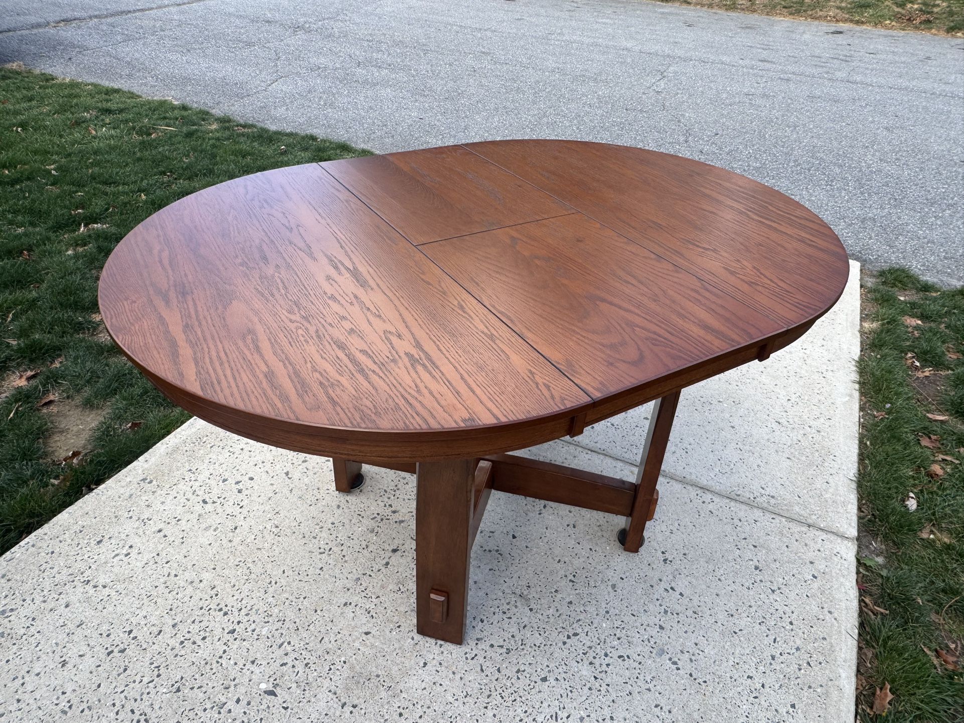 Berkline Oak Counter Height Table w/ Hideway Leaf - New in Box - Marietta, Pa Pick Up