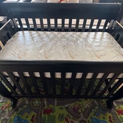 Grack Baby Crib 