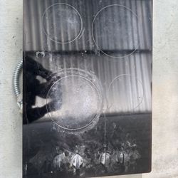 Glass cooktop whirlpool