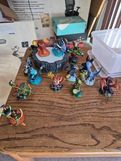 Skylander toys