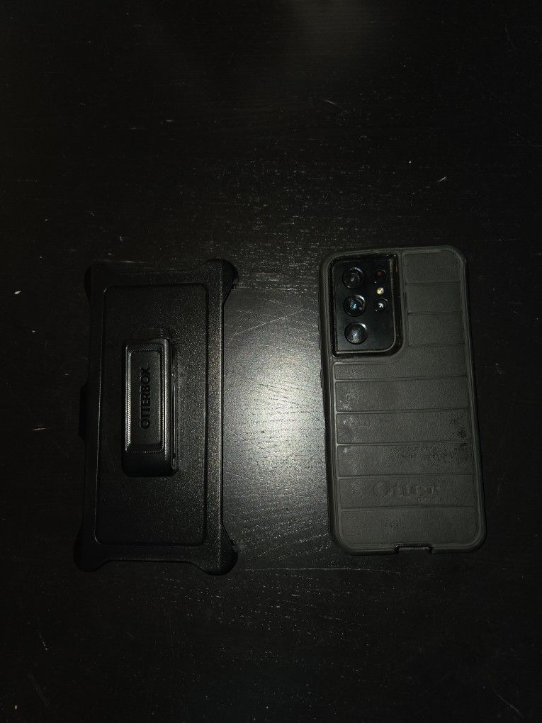 Phone And Clip For Ur Car