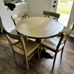 Round Wooden Table And Chairs