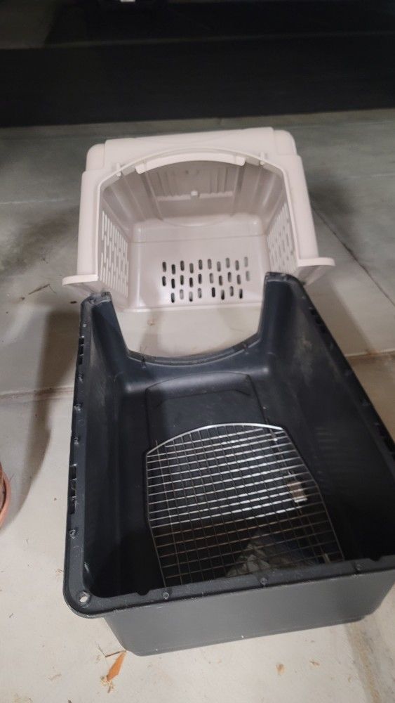 Large Dog Carrier/Crate
