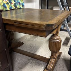 Solid Wood Expandable Vintage Table