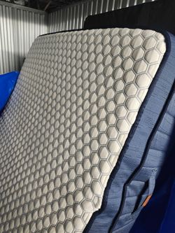 Full size  bed set matress