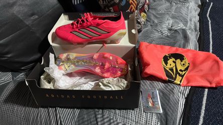 Adidas Predator Football Cleats fifa world cup edition brand new never worn with tags