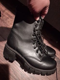Size 6 Woman