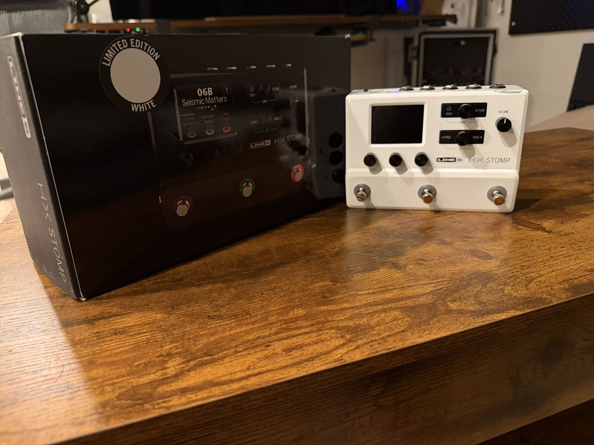 Line 6 HX Stomp White