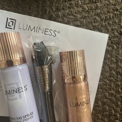 Luminess Make Up