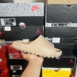 Adidas Yeezy Pure Slide (First Release) size 10 USED