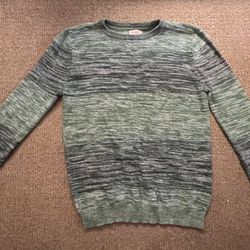 Green Crewneck Pullover 