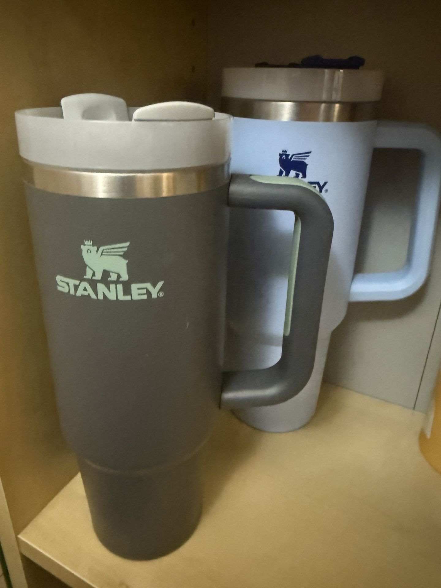 2 Stanley Cups 40oz 30oz