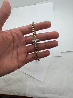 David Yurman 18K Yellow Gold Diamond Cross Bracelet