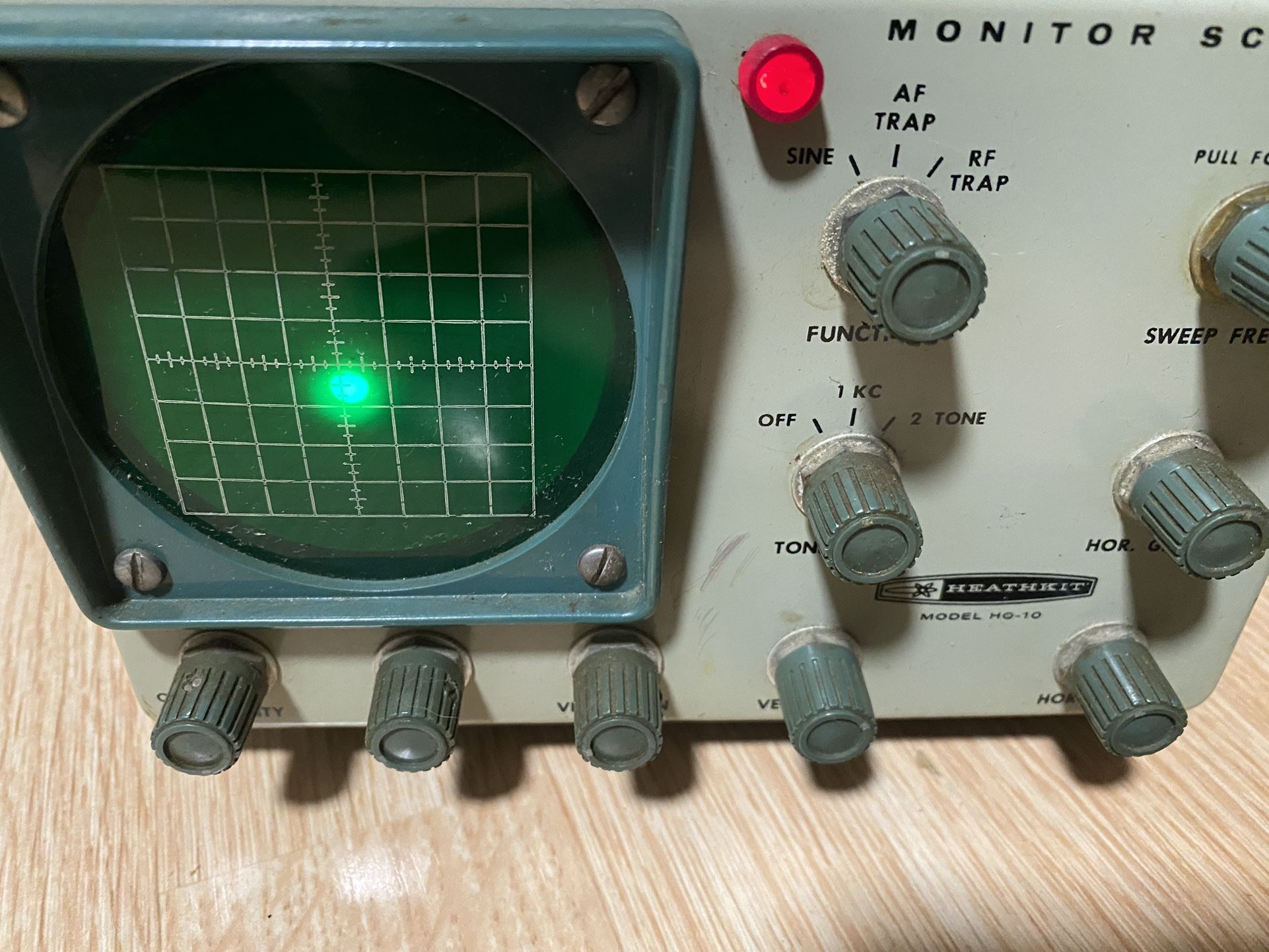 Heathkit HO-10 Audio Analyzer Monitor Scope