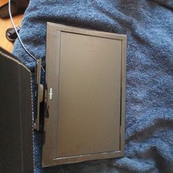 Instigate Tv/monitor Works Great For Rooms