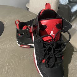 5Y Jordan Barely Used - Boy