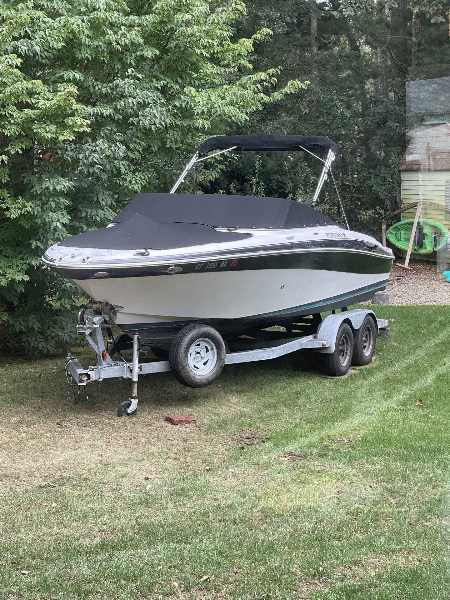 2005 Four Winns 210 Horizons