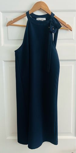 The Vanity Room Navy Halter Shift Dress – Women’s Medium