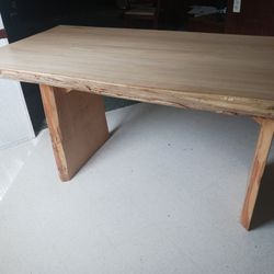 Live Edge Cottonwood Table