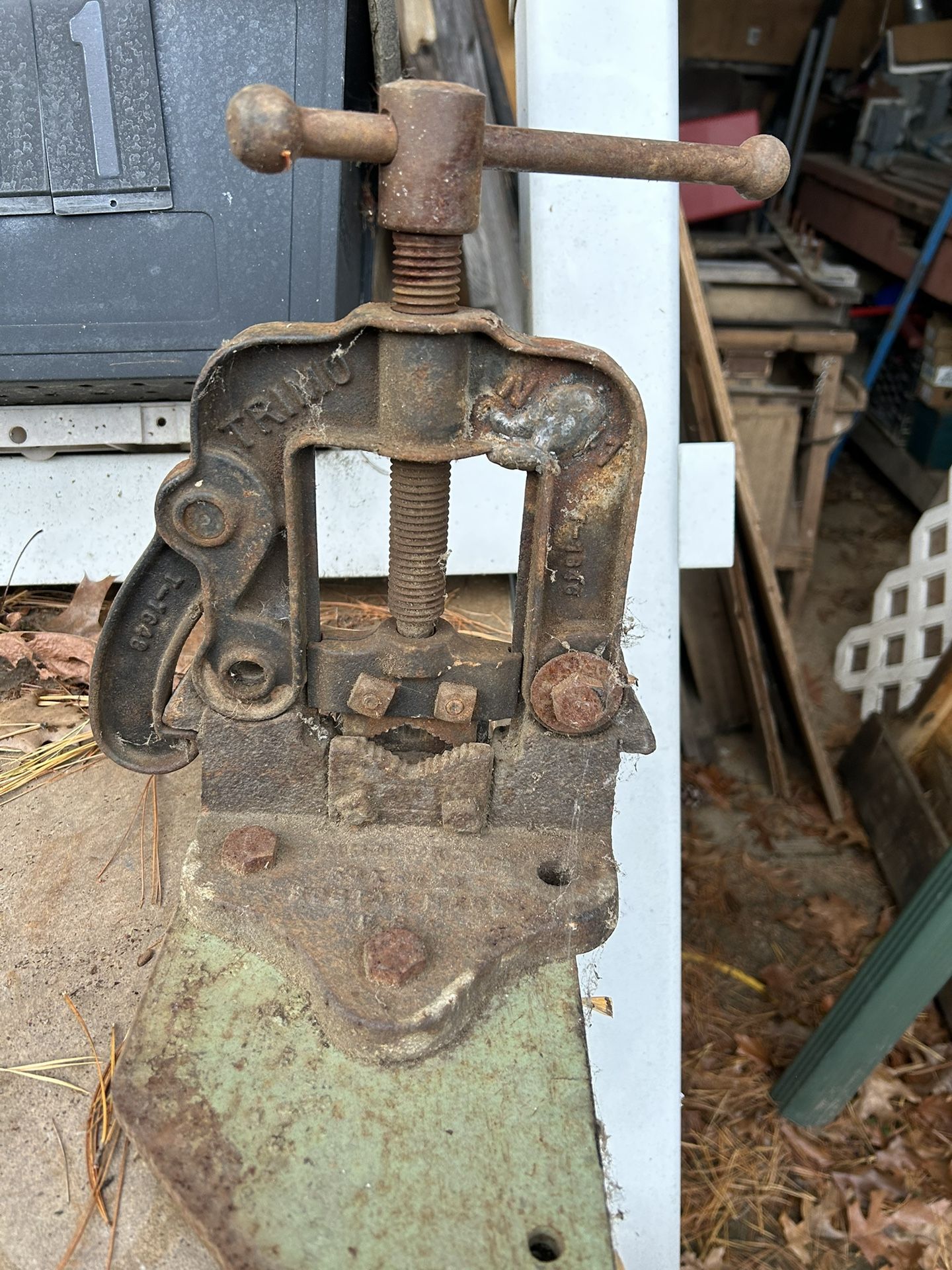 Vise, Strap,