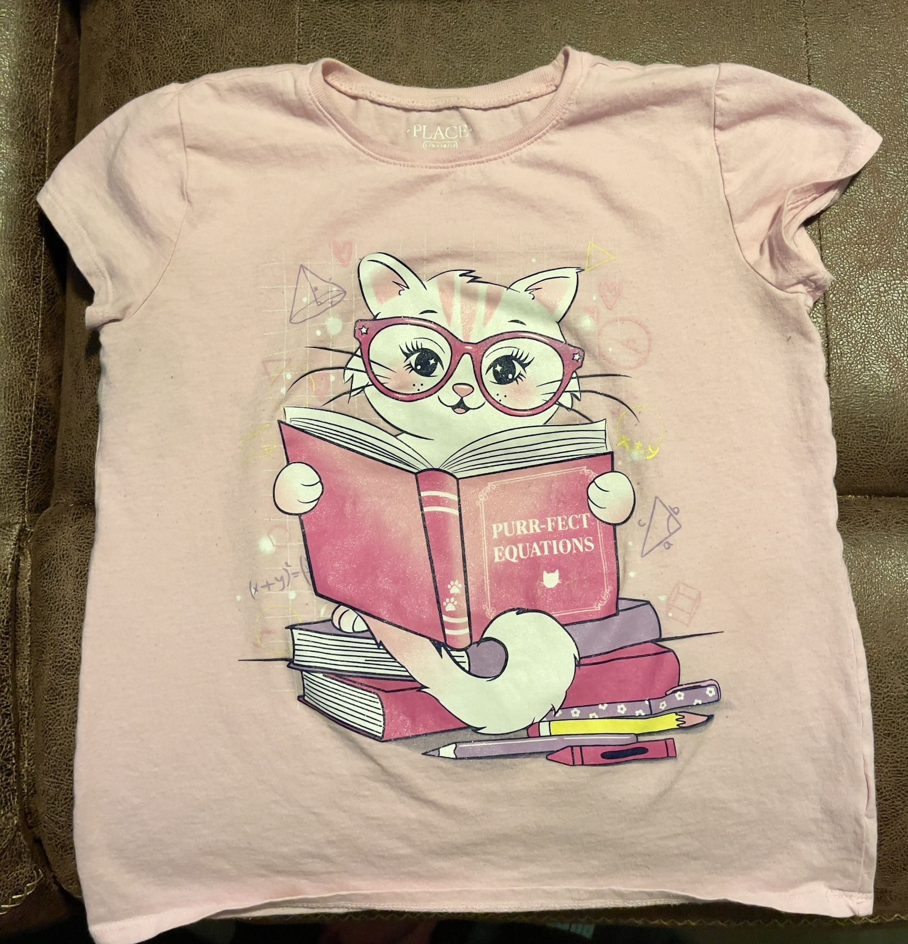 The Children's Place Pink Cat Reading Kids Large T-Shirt