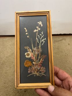 Vintage Flowers display glass art