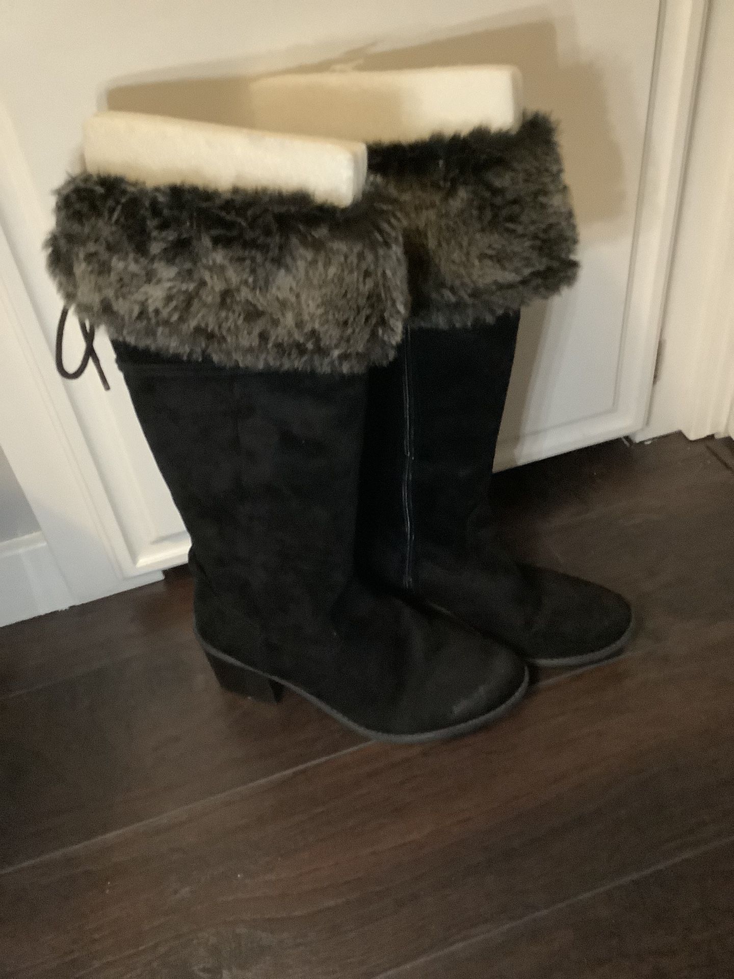 Faux suede, fur lined, low heel, Merona boots