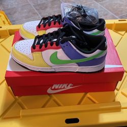 Nike Dunks Low  Green Strike 