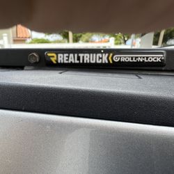 Chevy GMC 2500 HD Roll n Lock Cover 