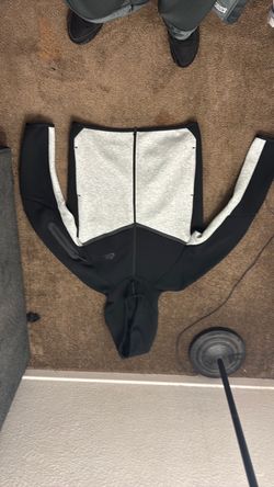 Grey and black Nike tech
