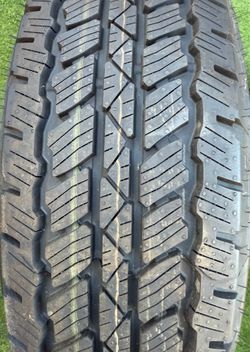 Tire 255/75R17
