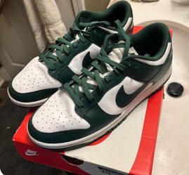 Michigan state dunks